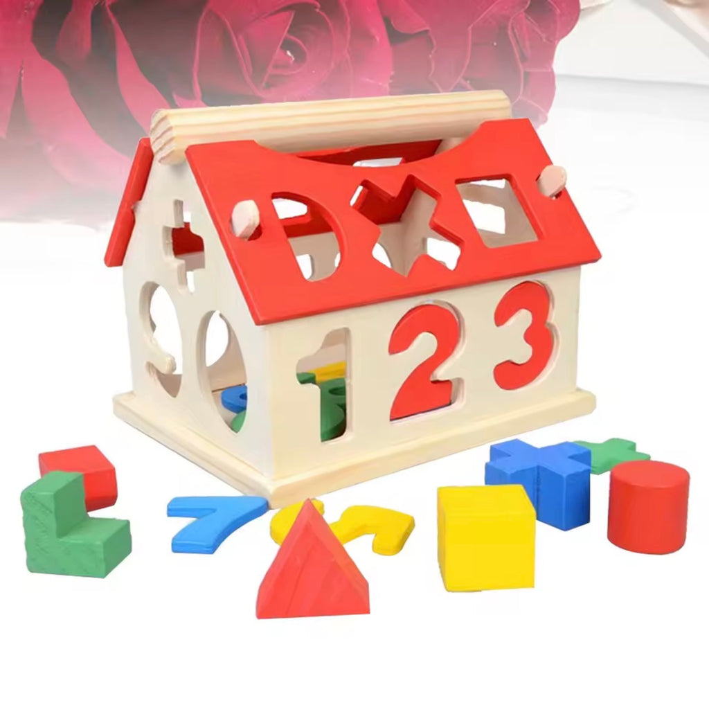 بيت الأرقام والأشكال الخشبي 🏠